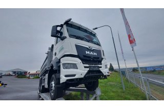 MAN TGS 33.470 6x6 BB + Molčík S3