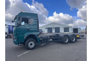 MAN TGS 33.520 6x4 BL CH, podvozek k dostavbě